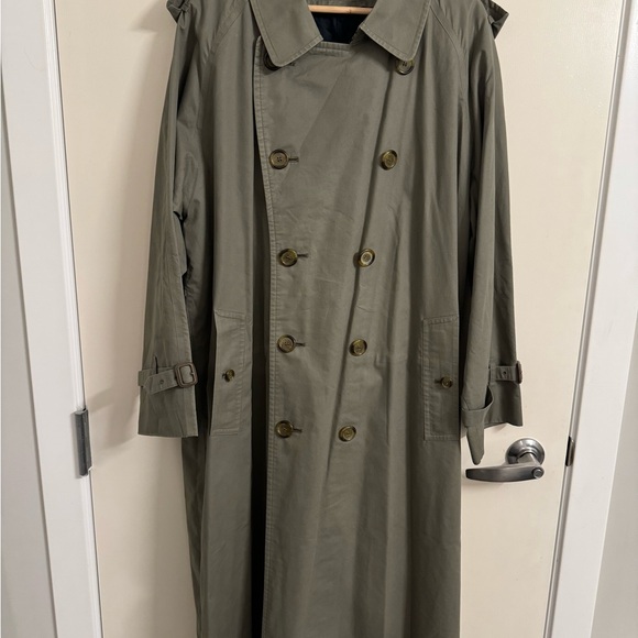 Vintage Trench Coat - Burberry - 40 Regular - removable wool liner - Picture 2 of 12